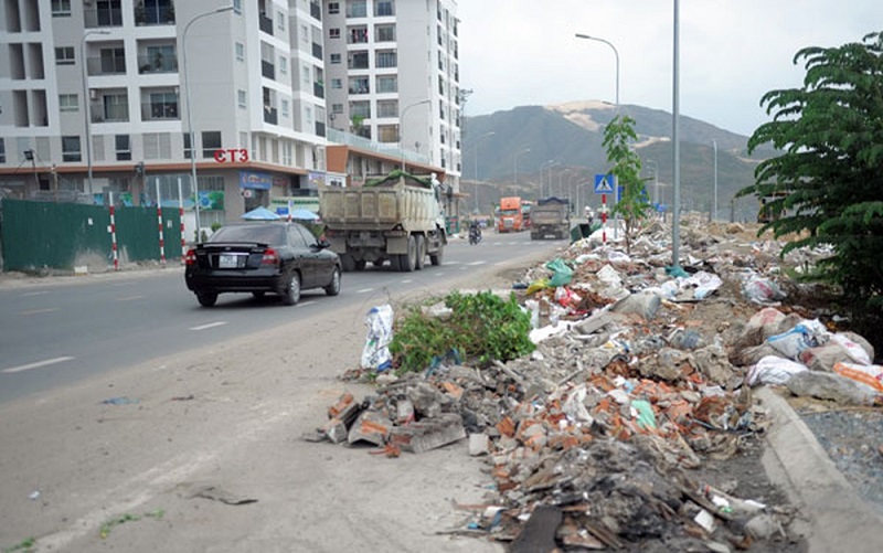 Hốt đổ vận chuyển xà bần tại Huyện Bình Chánh