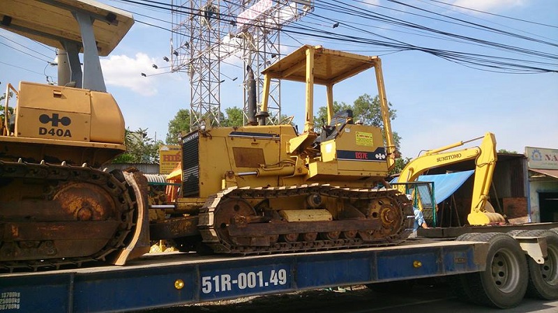 Cho thuê xe ủi lu cuốc cẩu