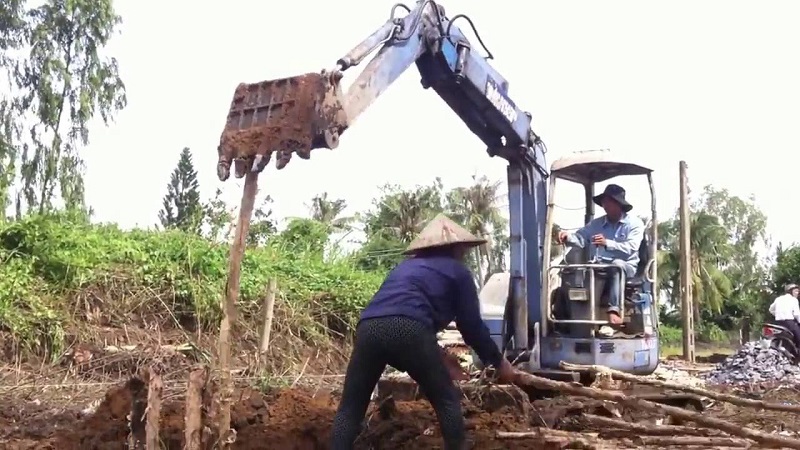 Nhận đào đóng cừ tràm