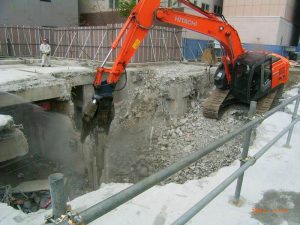 Phá dỡ công trình giá rẻ tại quận 4