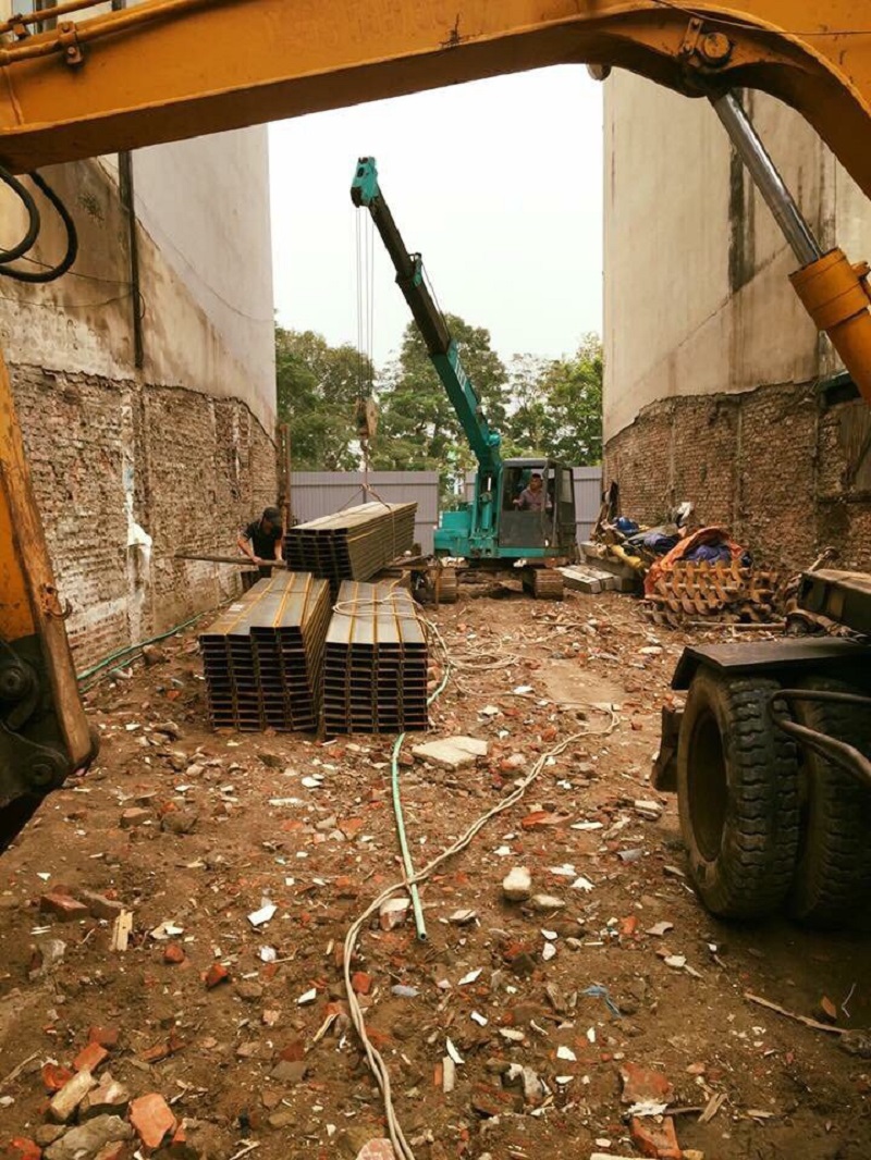 Chuẩn bị mặt bằng tại quận 7